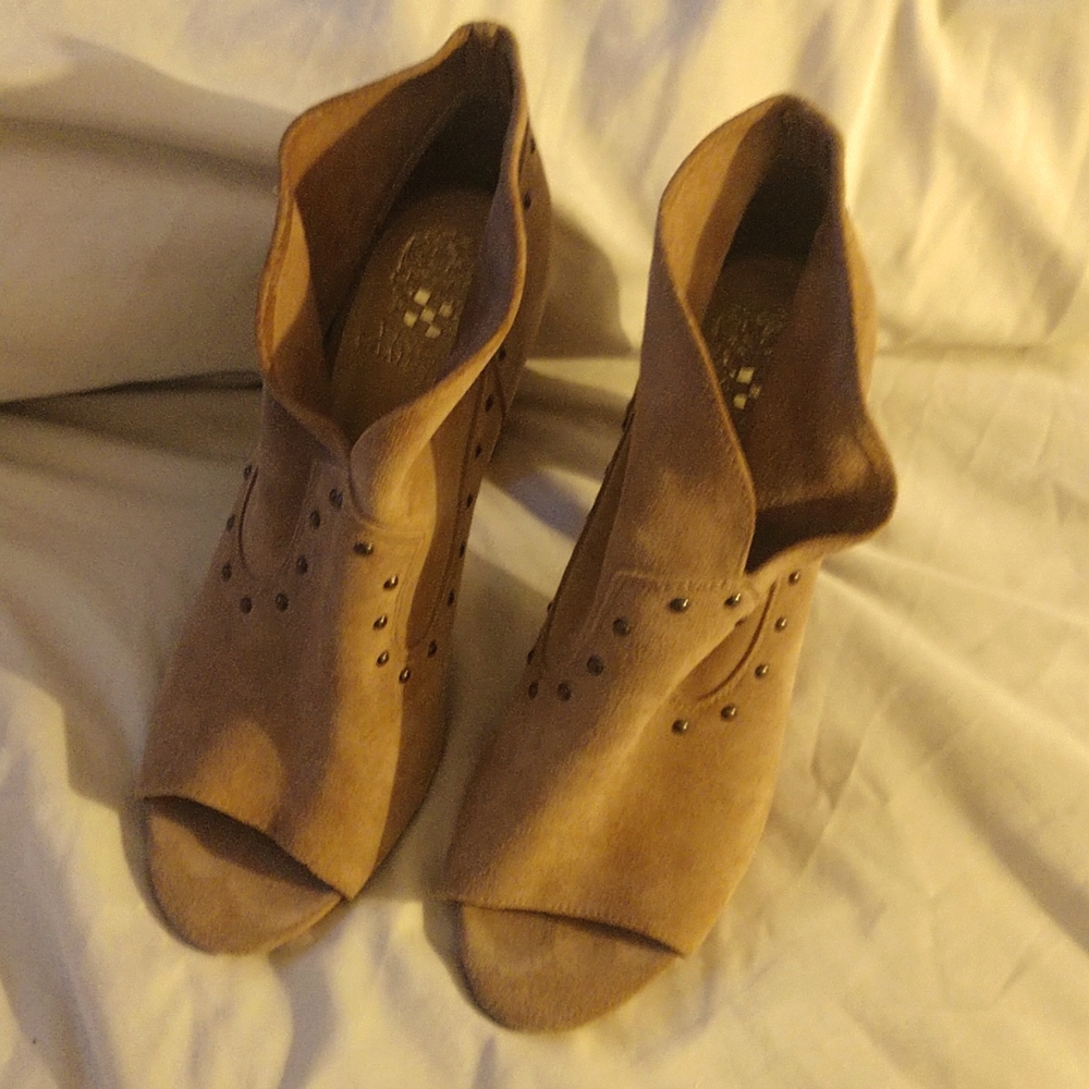 Vince Camuto leather ankle boots